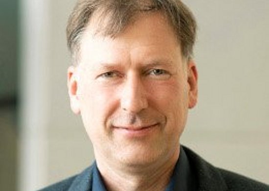 Gezeigt wird ein Foto von Herr Prof. Dr. Christian Hemker-Heß.