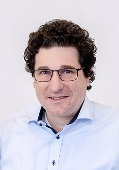 Mr Prof. Dr. Francesco Knechtli Mr Prof. Dr. Francesco Knechtli
